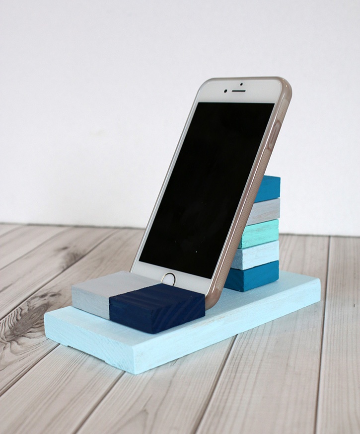 DIY Smartphone Holder